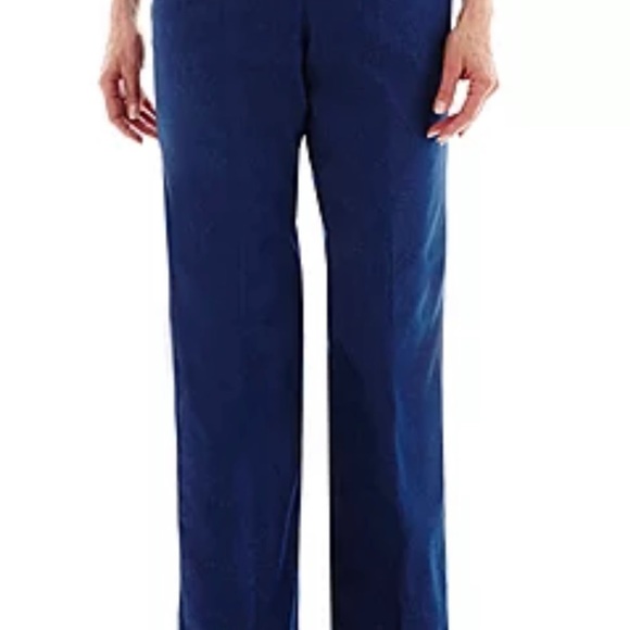 Jeans - Picture 2 of 5